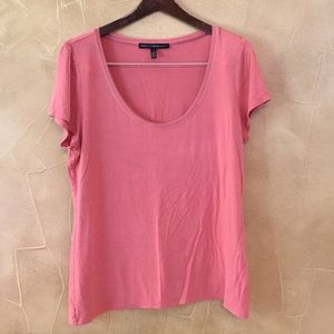 WHBM scoop neck tee-shirt Sz L